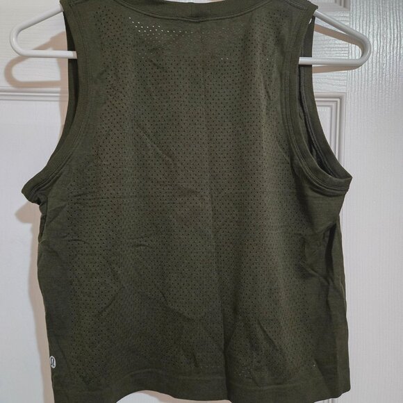 Lululemon Breeze muscle tank size 4 Dark Olive Green - Picture 3 of 3